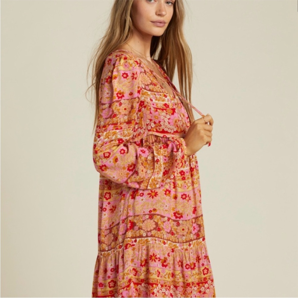 Billabong Floral long sleeve mini Dress